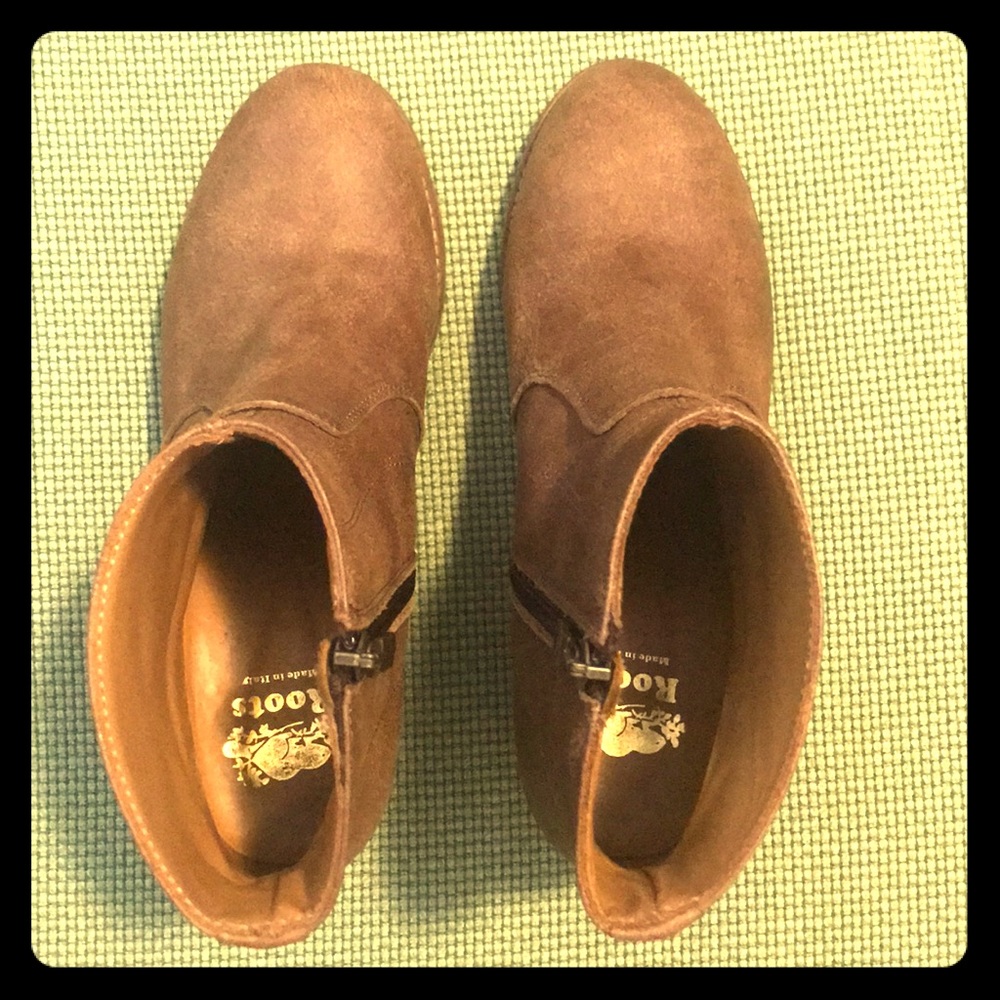 Short Bootie by Roots (Canadian) - Picture 2 of 3